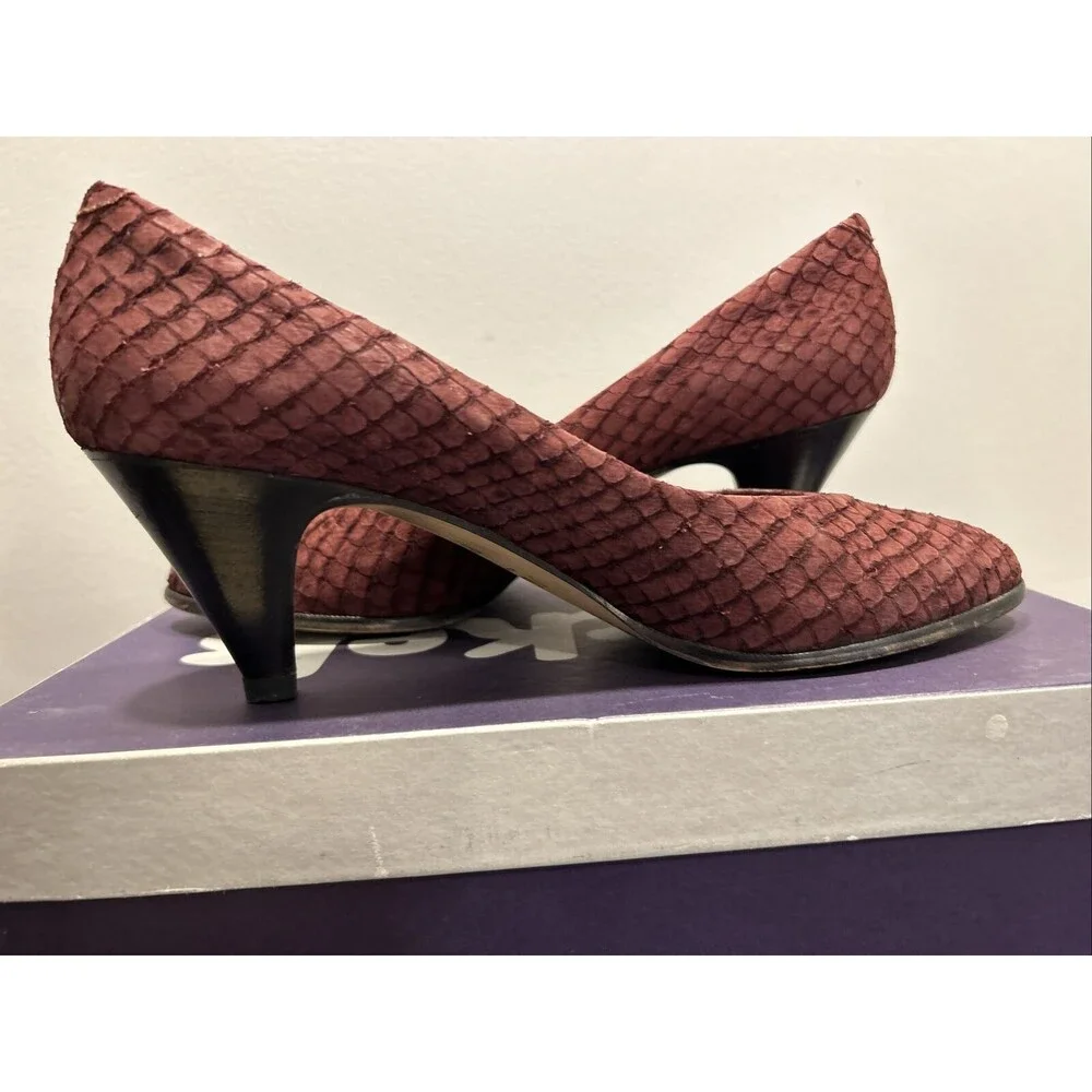 VINTAGE NICKELS LEATHER PUMP Heel MADE IN ITALY Size 8.5 AA With Box